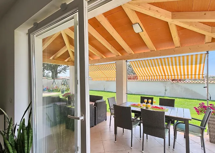 Nera Holiday home Pula