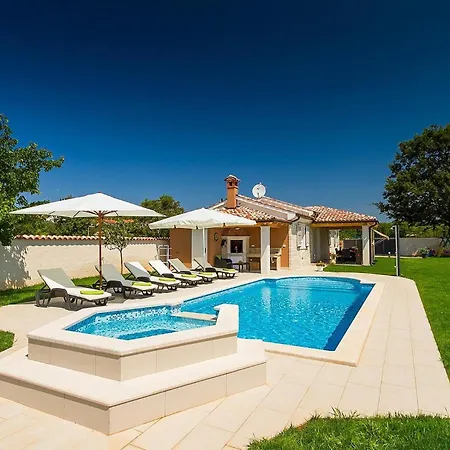Hébergement de vacances Nera Pula