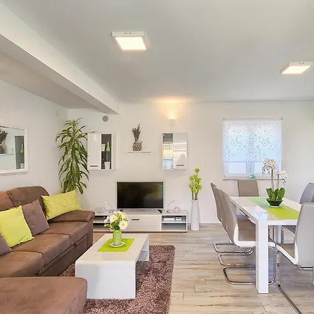 Holiday home Nera Pula