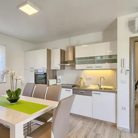 Nera Holiday home Pula